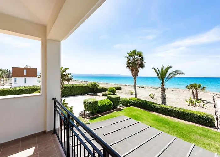 Seafront Ocean Pearl - Private Area & Pool * Polis