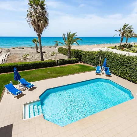 빌라 Seafront Ocean Pearl - Private Area & Pool *