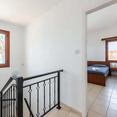 Seafront Ocean Pearl - Private Area & Pool