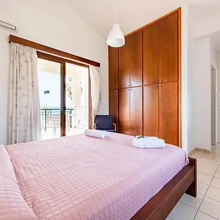 Seafront Ocean Pearl - Private Area & Pool Polis