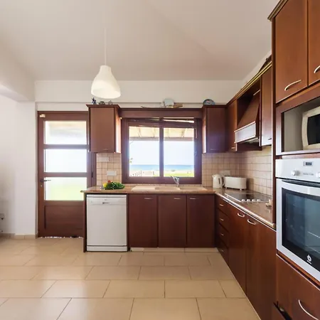Villa Seafront Ocean Pearl - Private Area & Pool *