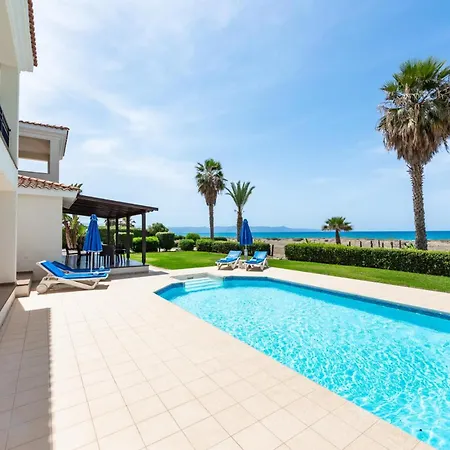 Villa Seafront Ocean Pearl - Private Area & Pool Polis