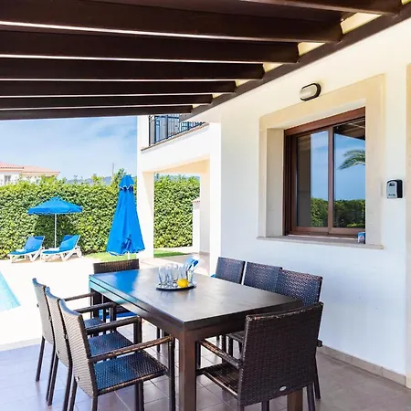 Villa Seafront Ocean Pearl - Private Area & Pool