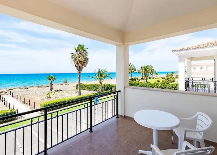 Villa Seafront Ocean Pearl - Private Area & Pool