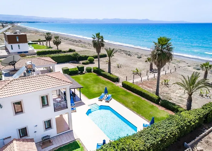 Seafront Ocean Pearl - Private Area & Pool *